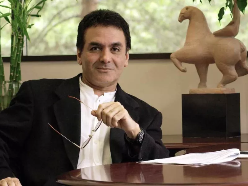 بیوگرافی فیروز نادری از کودکی تلخ تا مهمترین مقام در ناسا + ماجرای فلج شدن !