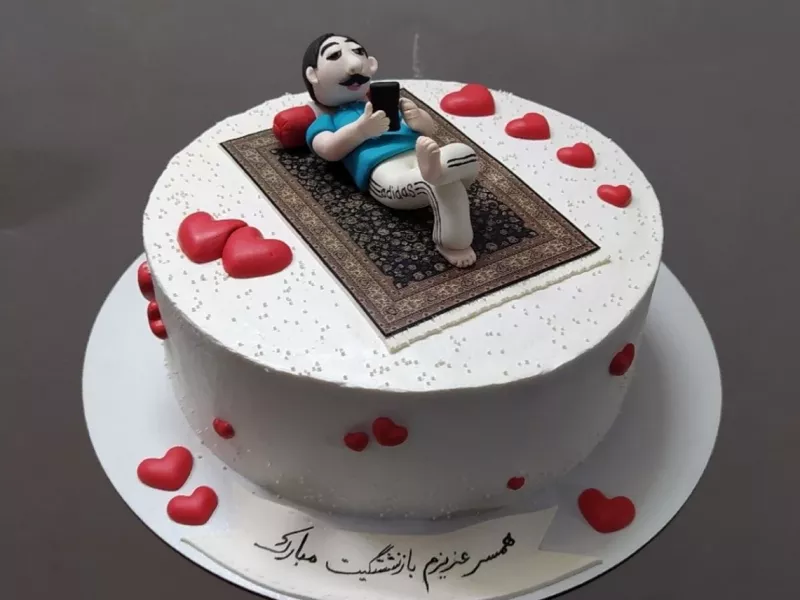 تصاویری از کیک های خنده دار یک قنادی به مناسبت روز پدر