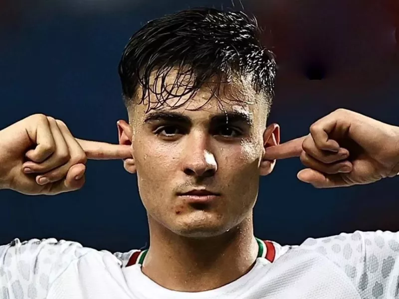 بیوگرافی کسری طاهری بازیکن دهه هشتادی از سپاهان تا لیگ مطرح روسیه