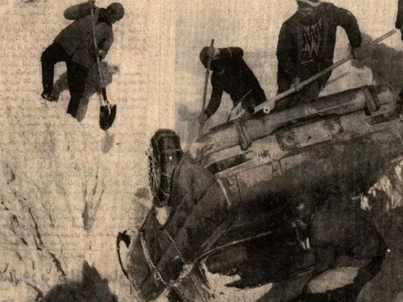 تصاویر آخرالزمانی از برف و کولاک در ایران 52 سال قبل