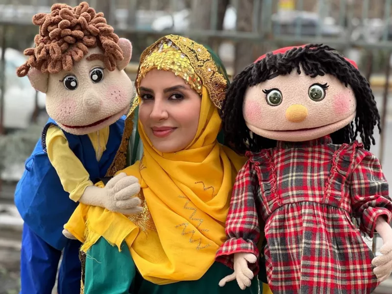 بیوگرافی ملیکا زارعی(خاله شادونه) از کودکی تا شهرت+حواشی