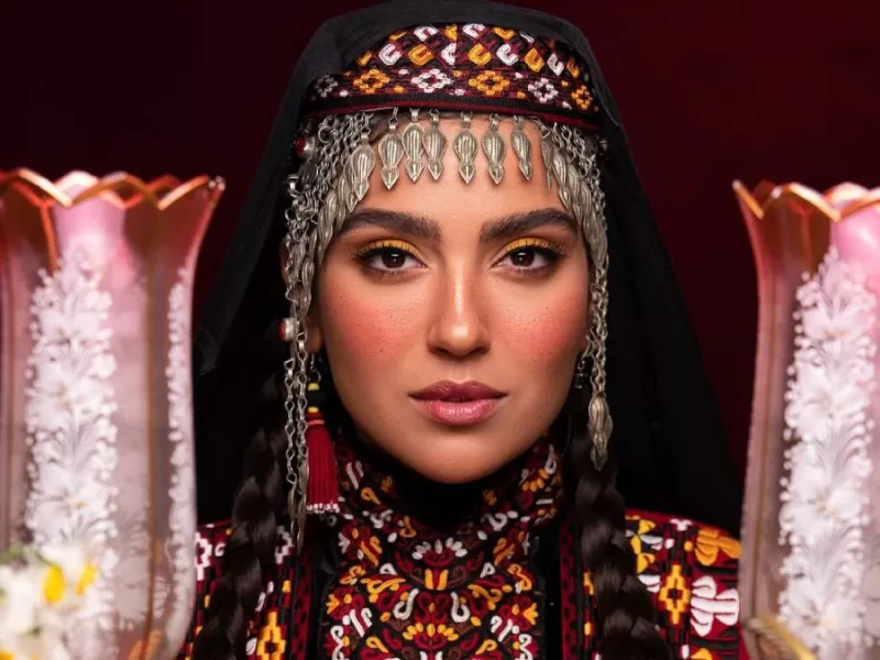 بیوگرافی مونا کرمی از کودکی تا بازیگری و ازدواج با چهره معروف+ حواشی