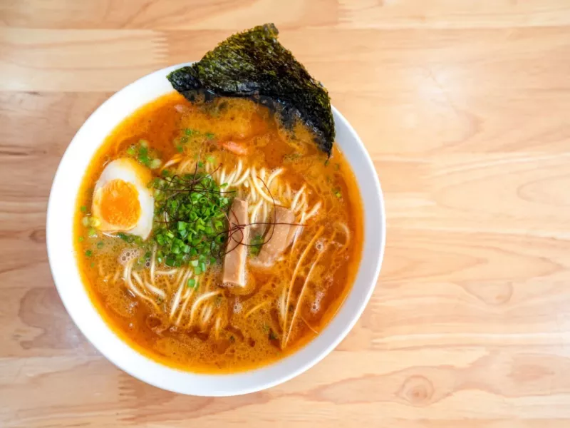 دستور طبخ سوپ رامیون ژاپنی در کوتاه ترین زمان