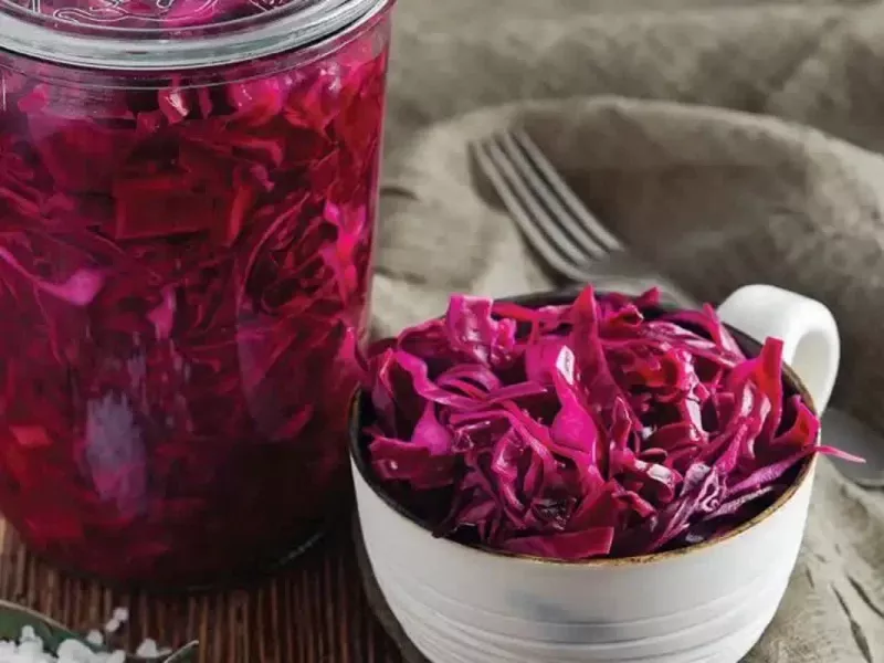 طرز تهیه ترشی کلم قرمز + کالری موجود در هر 100 گرم