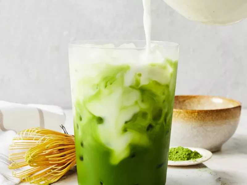 لاته چای سبز ماچا : نوشیدنی خنک و پرخاصیت