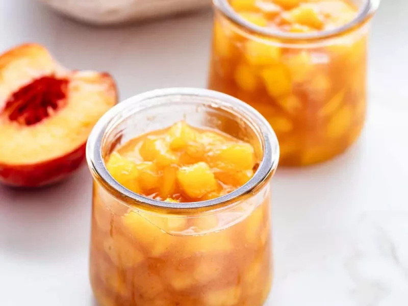 طرز تهیه کمپوت هلو، تا فصلش هست درست کن!