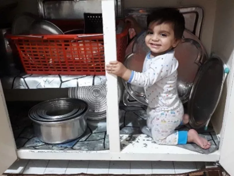 اگه این بچه تو بود چیکارش میکردی؟