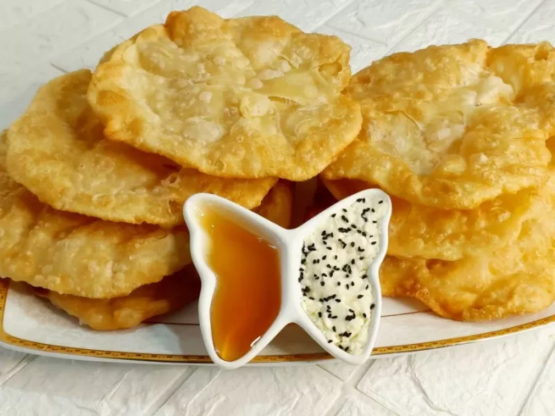 این نان فطیر رو ده دقیقه ای آسان، مقرون به صرفه و با طعم فوق العاده خوشمزه بپزیم !