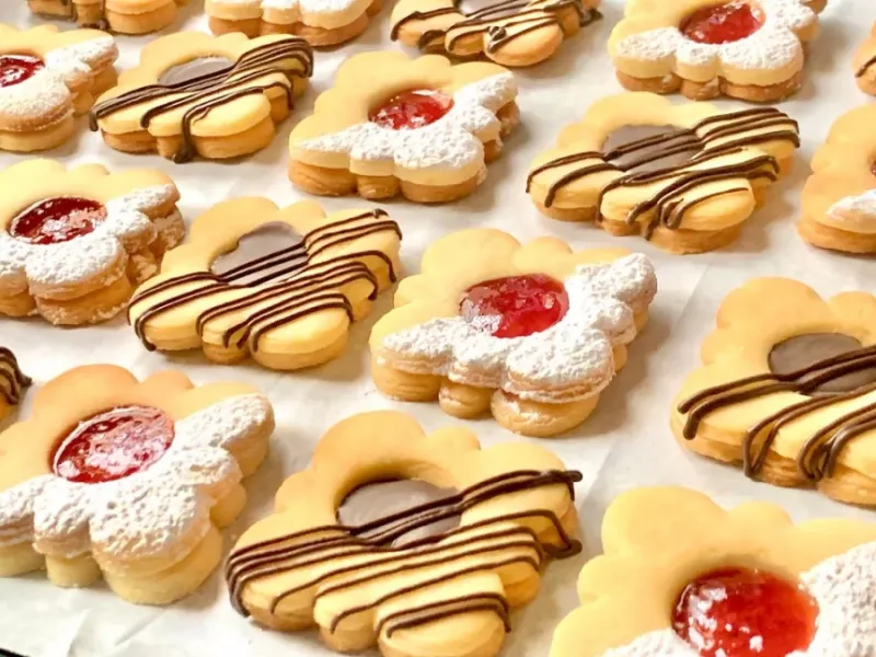 طرز تهیه شیرینی مشهدی با مربایی خوشمزه و حرفه ای به روش قنادی ها برای عید نوروز !