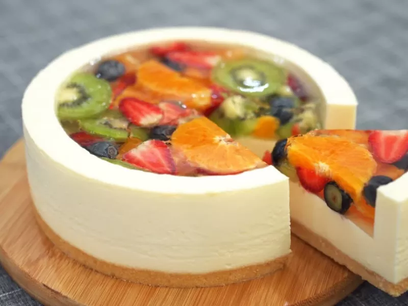 طرز تهیه چیزکیک ژله ای میوه ای بدون فر و فوق العاده آسان !