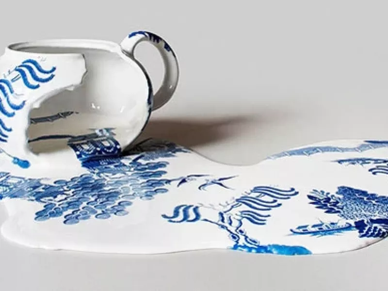 هنر ذوب فنجان‌ها، کتری‌ها و گلدان‌های چینی اثر لیویا مارین !