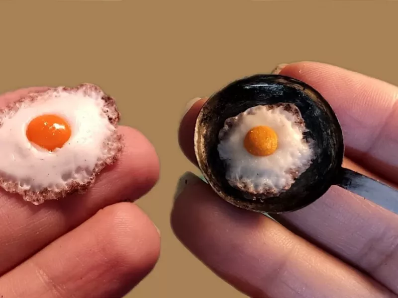 آموزش ساخت کاردستی ماهی تابه مینیاتوری ببین چقدر آسون میتونی این ماهی تابه میناتوری رو بسازی !