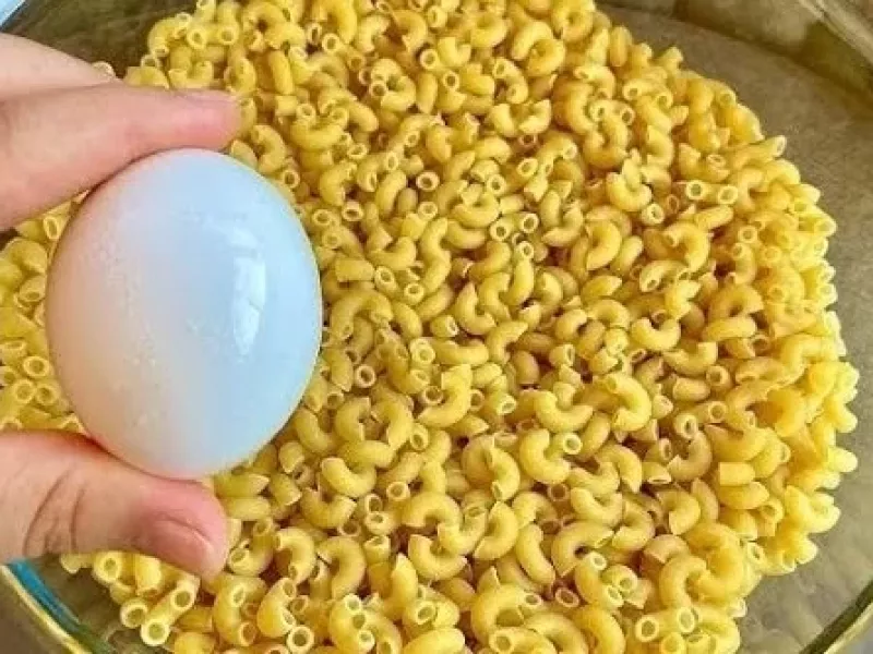 شگفت انگیز و لذیذترین غذا با ماکارانی و تخم مرغ بدون گوشت خوشمزه ترین ماکارانی عمرم را خوردم!