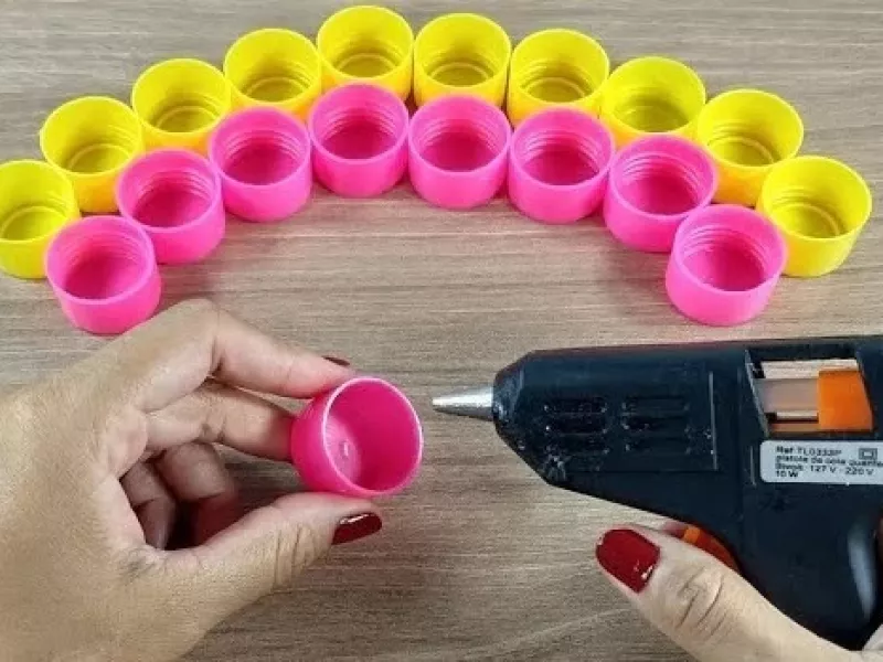 4 ایده خلاقانه با درب بطری پلاستیکی که حتی هم می‌توانید هدیه بدین یا بفروشید!