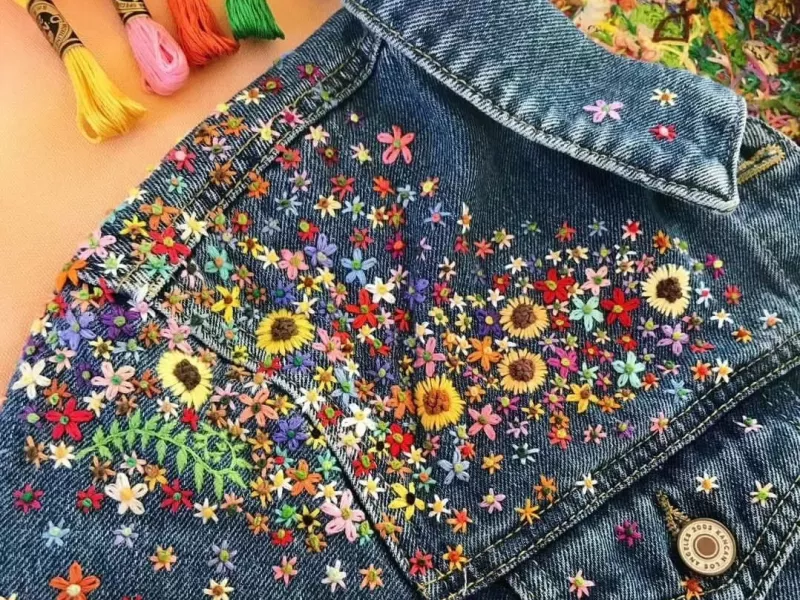 با این گلدوزی های گل گلی وسایل ساده ات رو خاص کن!