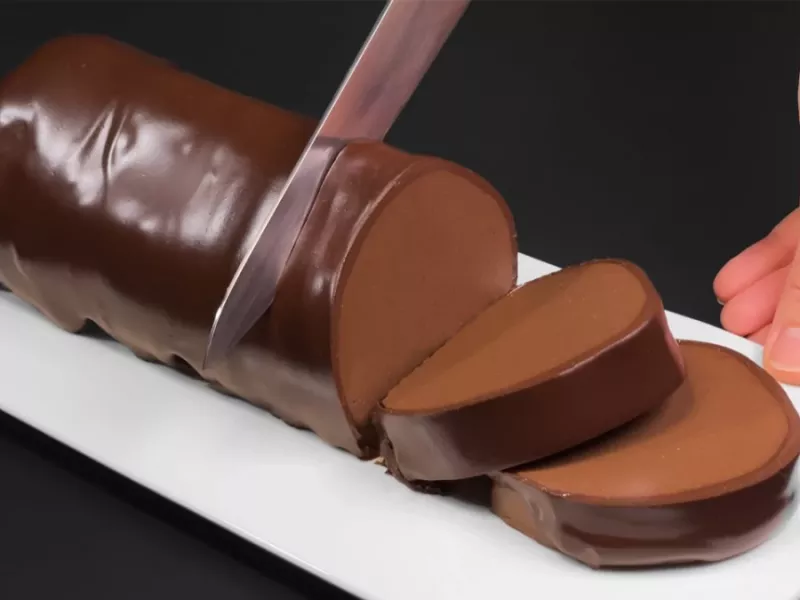 فقط با شیر و شکلات این دسر خوشمزه را در 5 دقیقه بدون پخت آماده کنید!