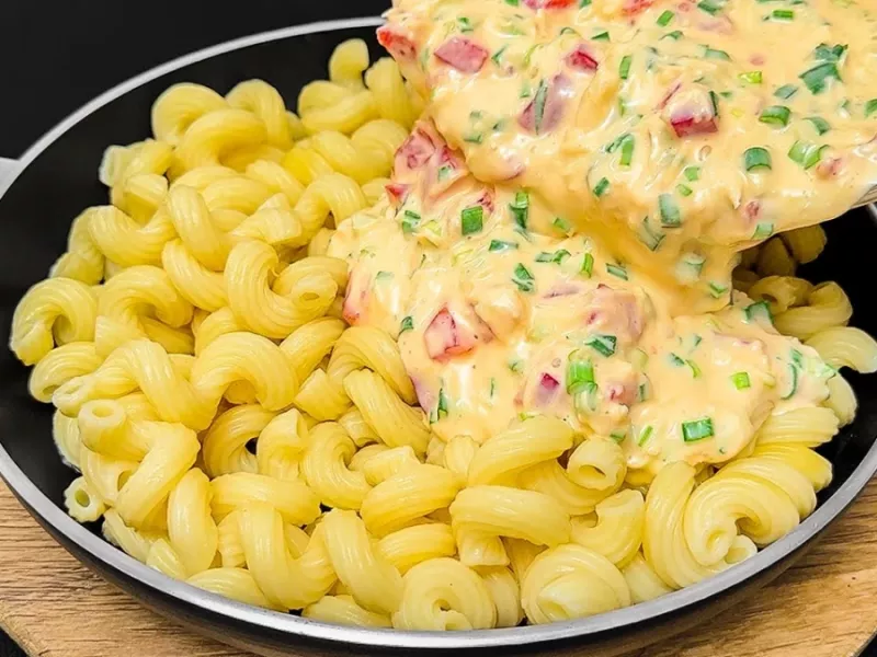 این دستور را مادربزرگم به من یاد داده / این دستور پخت خانوادگی با ماکارونی را یاد بگیرید!