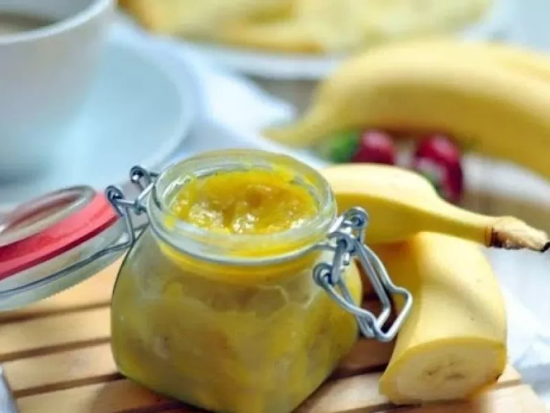 مربای موز یکی از خوشمزه ترین و خوش رنگ ترین مرباهایی بود که دیدم حتما در خانه درست کنید!