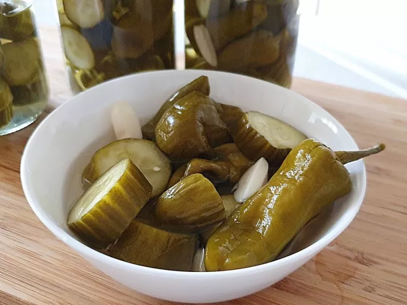 طرز تهیه ترشی تابستانی خیار پنج روزه بسیار ترد و خوشمزه با طعم عالی!