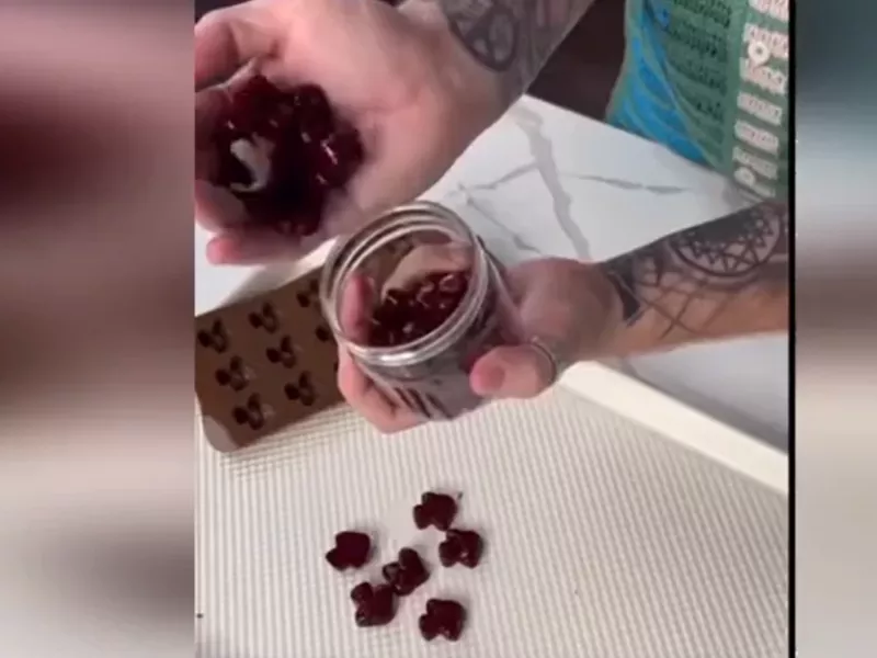 طرز تهیه پاستیل های تقویت مو در منزل!