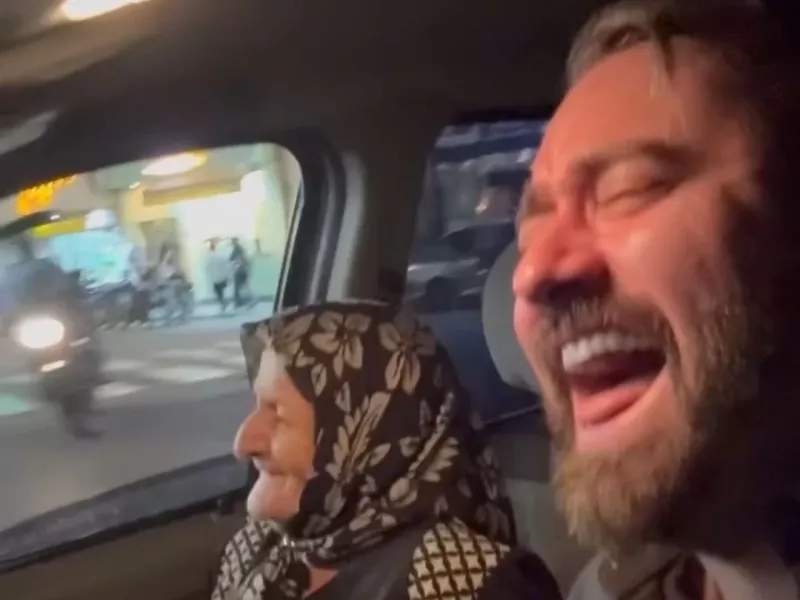 کلیپ پیرزن معروف / شب جمعه با مامان میهن !